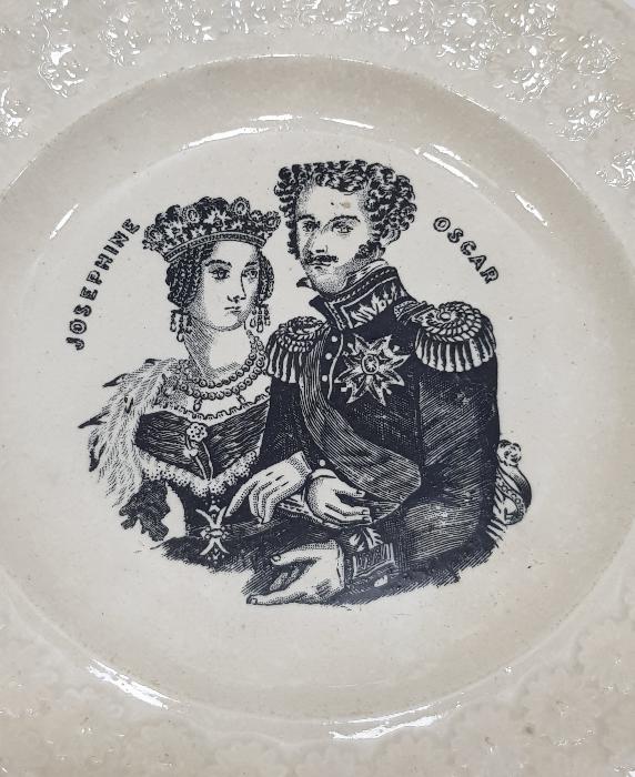 1840'LARDAN NORVEÇ KRALI OSCAR VE JOSEPHINE RESİMLİ PORSELEN TABAK