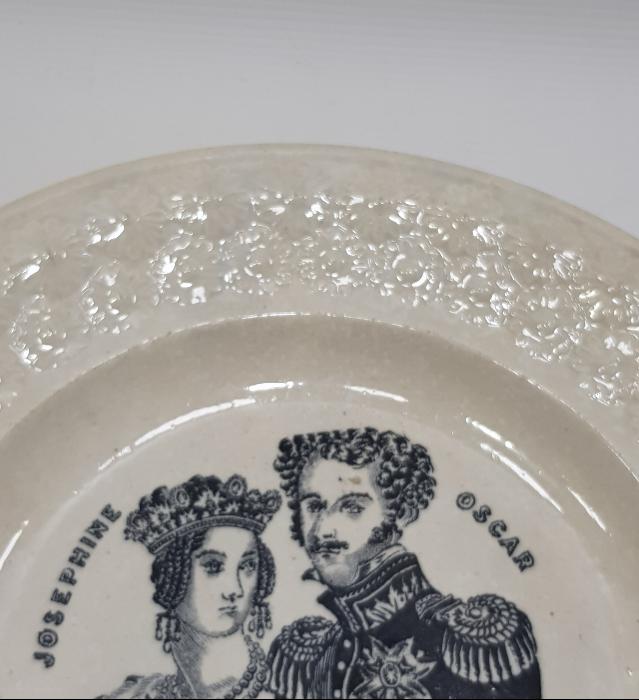 1840'LARDAN NORVEÇ KRALI OSCAR VE JOSEPHINE RESİMLİ PORSELEN TABAK
