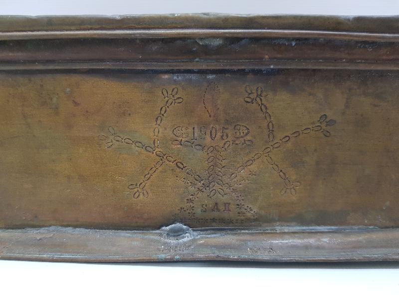 1905 TARİHLİ RUMCA YAZILI KAHVECİ KUTUSU