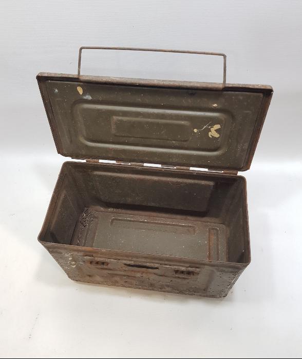 2. DÜNYA SAVAŞI DÖNEMİ ASKERİ MÜHİMMAT SANDIĞI