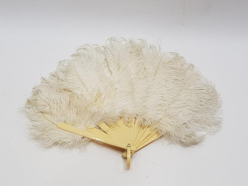 ANTİKA FİL DİŞİ SAPLI VE KAZ TÜYLÜ YELPAZE