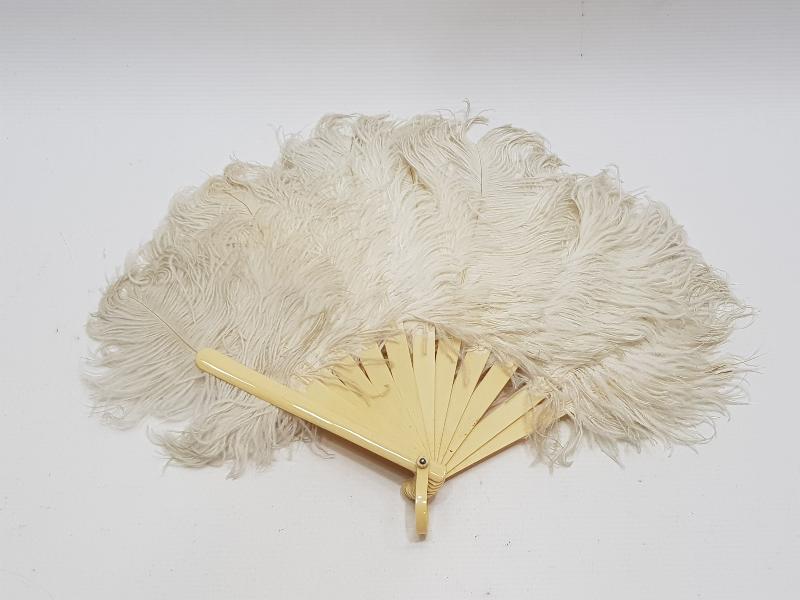 ANTİKA FİL DİŞİ SAPLI VE KAZ TÜYLÜ YELPAZE