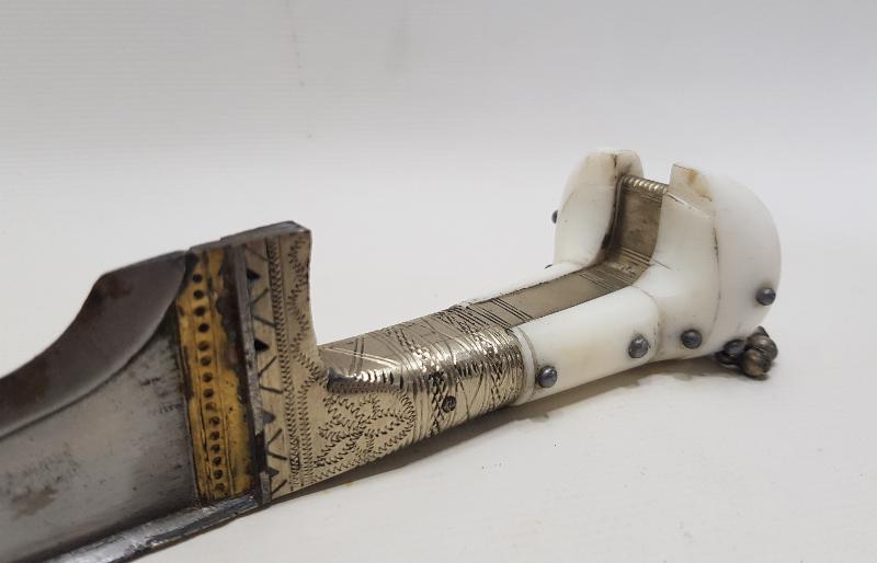 ANTİKA ZIRH DELİCİ HANÇER