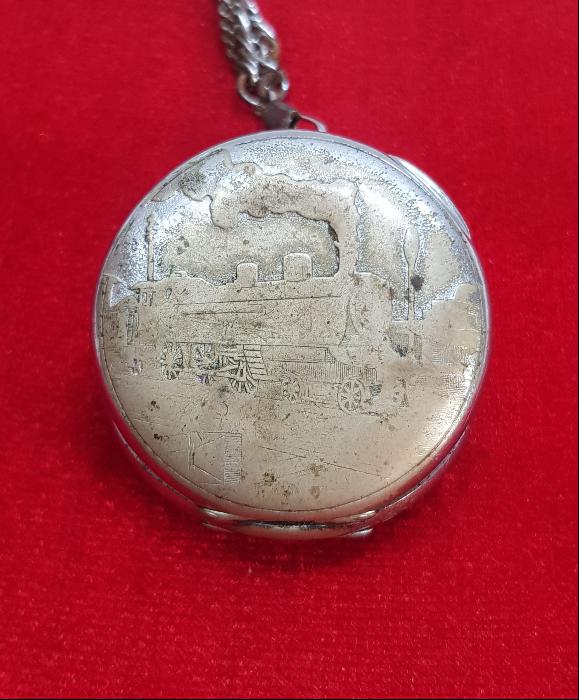 NEKER MARKA DEMİRYOLU VE TREN RESİMLİ CEP SAATİ