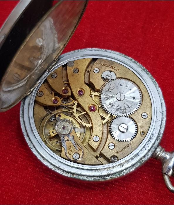 NEKER MARKA DEMİRYOLU VE TREN RESİMLİ CEP SAATİ