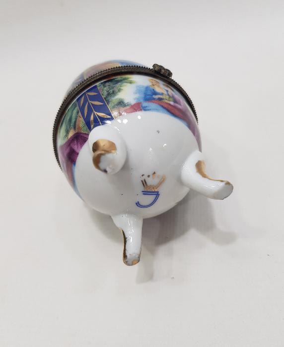 YUMURTA FORMLU WJ MARKA ANTİKA MÜCEVHER KUTUSU 