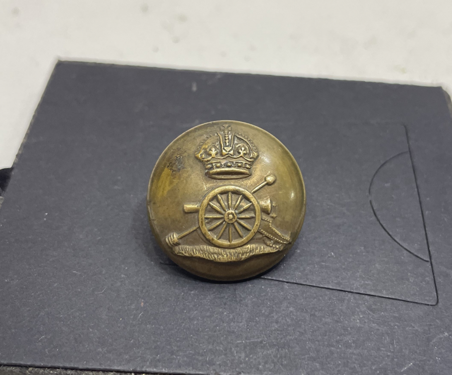 1. DÜNYA SAVAŞI İNGİLİZ TOPÇU SUBAY DÜĞMESİ