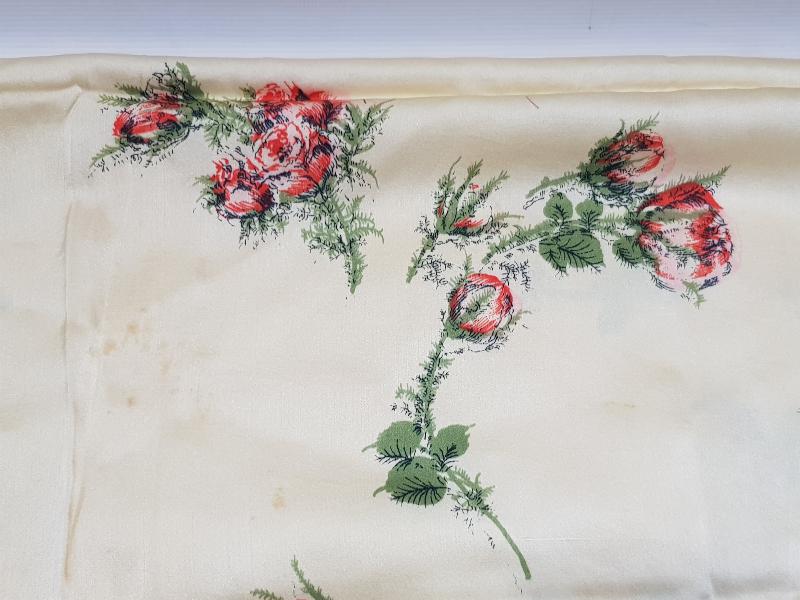 1970'LERDEN VAKKO EŞARP