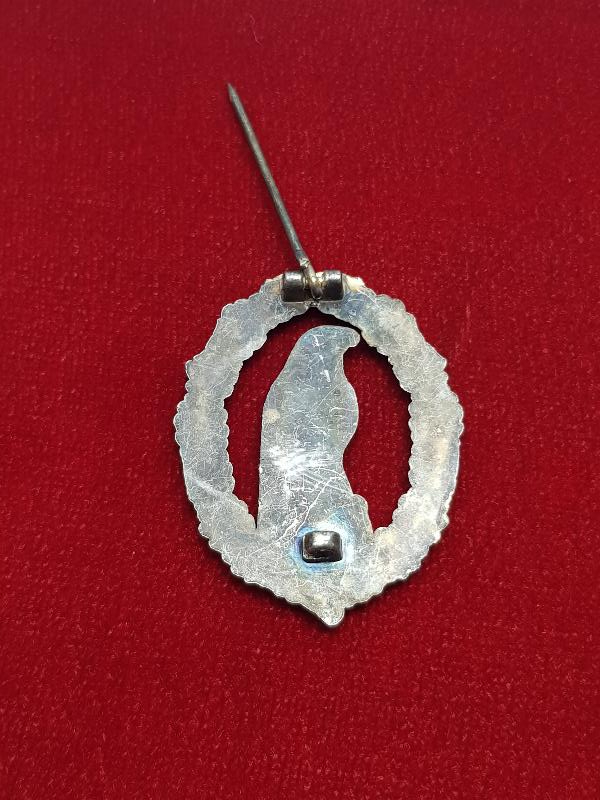 2. DÜNYA SAVAŞI DÖNEMİ NAZİ KARTALLI ROZET