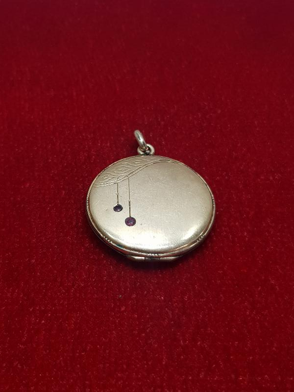 ANTİKA YAKUT TAŞLI VE ALTIN KAPLAMA RESİMLİK KOLYE UCU