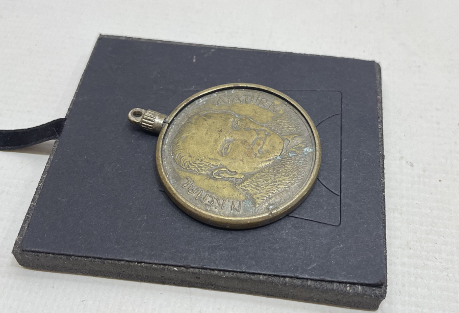 ÇOK NADİR ATATÜRK MADALYON