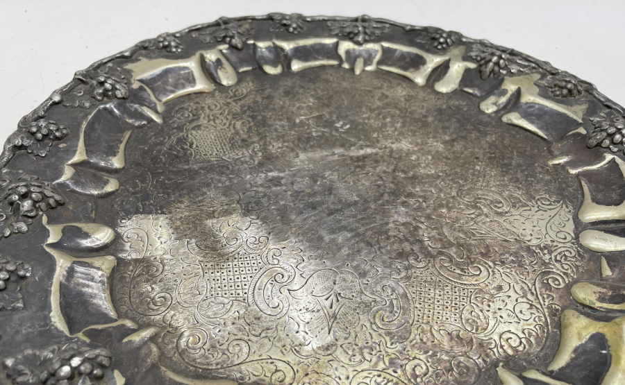 KALEM İŞÇİLİKLİ GÜMÜŞ KAPLAMA ANTİKA İNGİLİZ TEPSİ