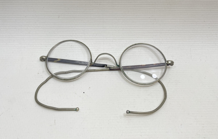 ORJİNAL KUTUSUNDA OSMANLI DÖNEMİ TÜCCAR GÖZLÜĞÜ