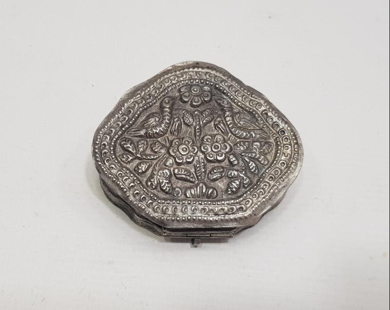 OSMANLI DÖNEMİ RUM İŞİ GÜMÜŞ ENFİYE KUTUSU