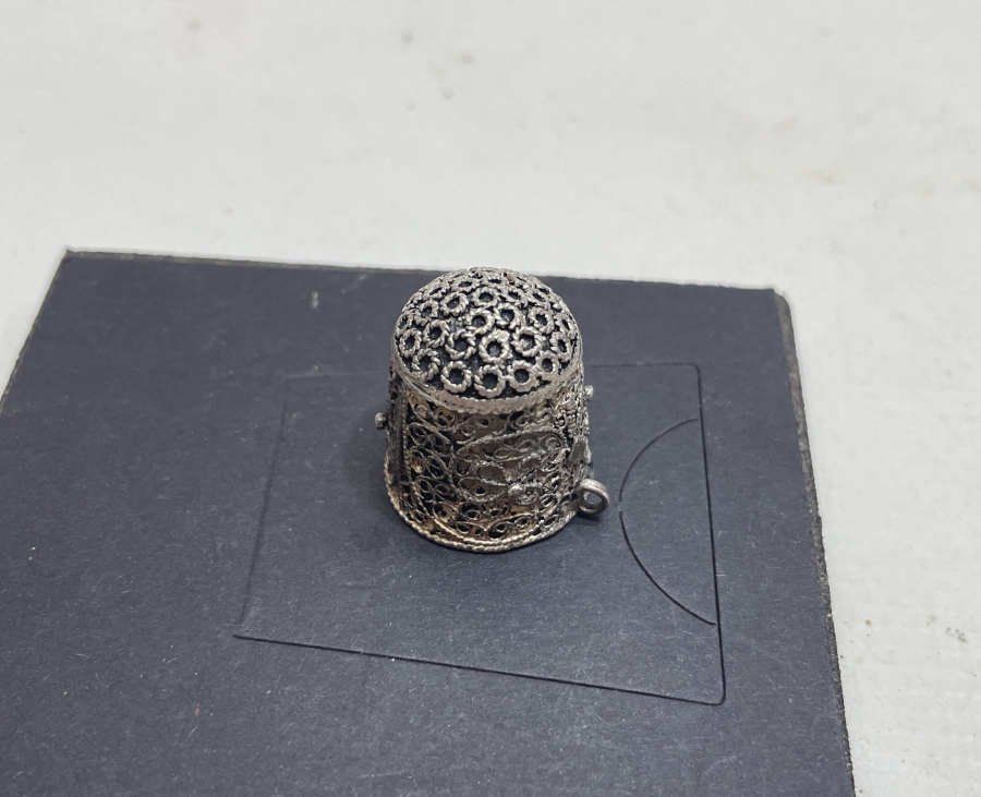 OSMANLI DÖNEMİ TELKARİ İŞÇİLİKLİ GÜMÜŞ TERZİ YÜKSÜĞÜ