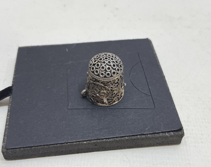 OSMANLI DÖNEMİ TELKARİ İŞÇİLİKLİ GÜMÜŞ TERZİ YÜKSÜĞÜ