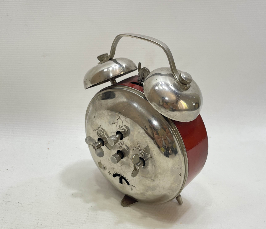 TCDD İÇİN ÖZEL YAPILMIŞ KURMALI ANTİKA MASA SAATİ