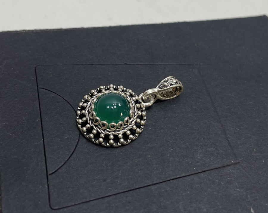 YEŞİM TAŞLI GÜMÜŞ KOLYE UCU