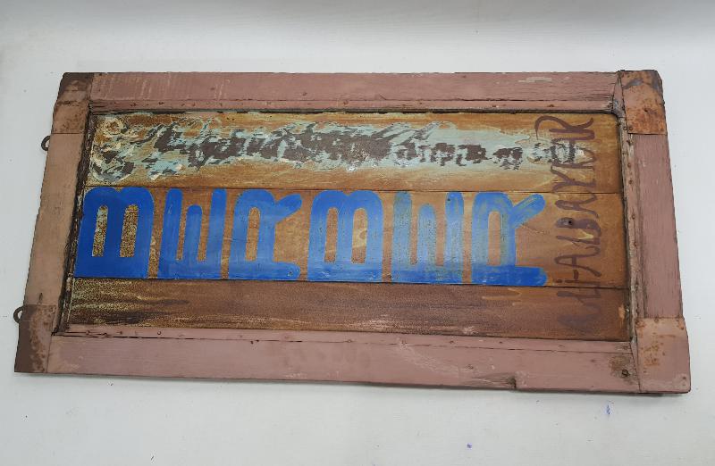 ANTİKA BERBER TABELASI