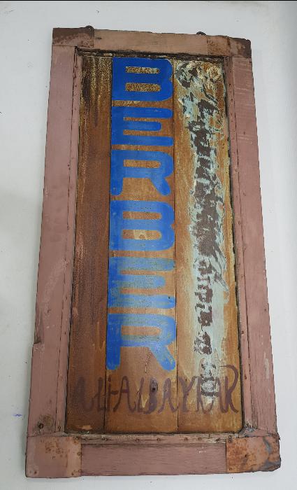 ANTİKA BERBER TABELASI