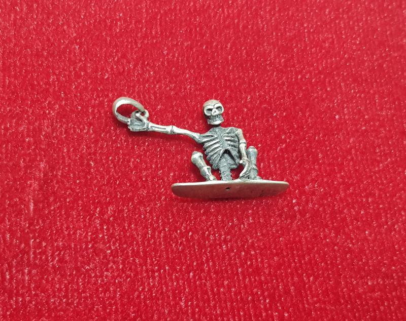 İSKELET FORMLU GÜMÜŞ KOLYE UCU