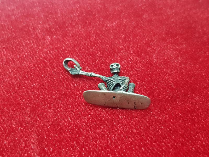 İSKELET FORMLU GÜMÜŞ KOLYE UCU