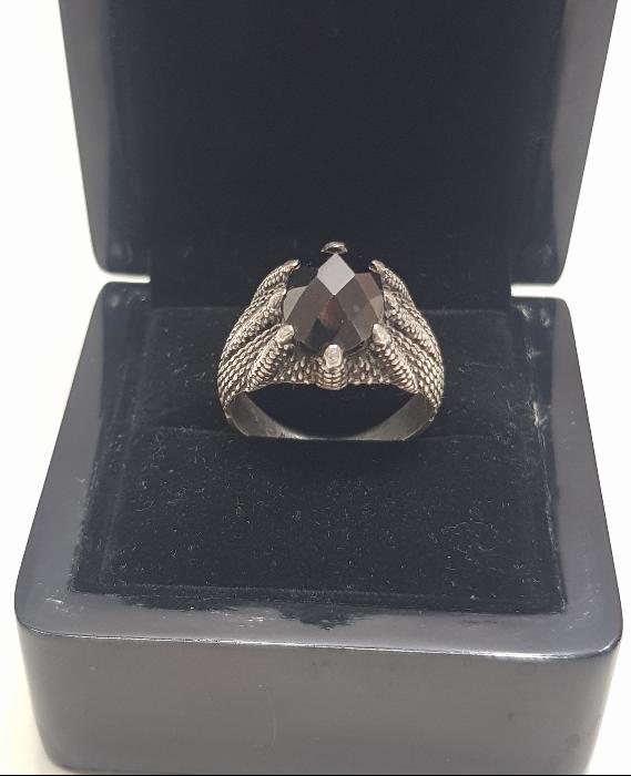 KARTAL PENÇESİ TEMALI SİYAH AKİK TAŞLI GÜMÜŞ YÜZÜK