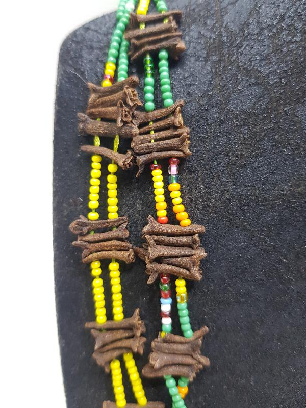 OSMANLI DÖNEMİ BALIKESİR YÖRESİ TAHTACI TÜRKMEN İŞİ KARANFİLLİ BONCUK İŞLEME GERDANLIK