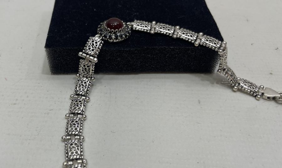 AKİK TAŞLI GÜMÜŞ BİLEKLİK