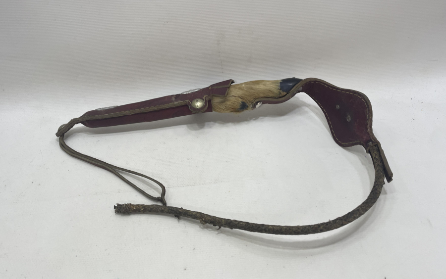 CEYLAN AYAĞINDAN YAPILMIŞ ANTİKA AT KIRBACI