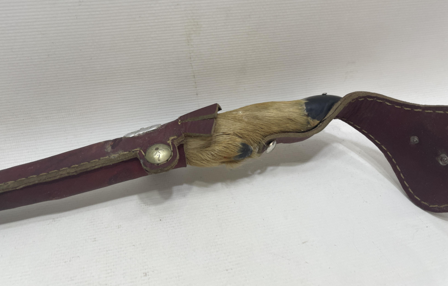 CEYLAN AYAĞINDAN YAPILMIŞ ANTİKA AT KIRBACI