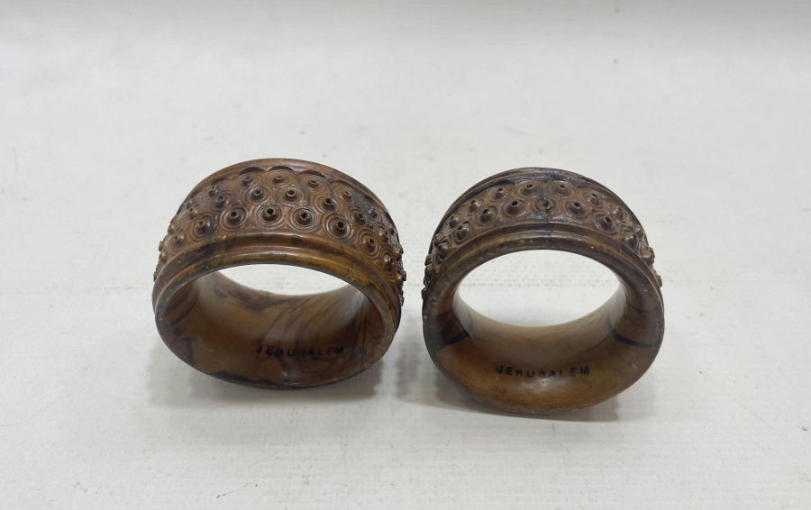 KUKADAN MAMUL JARUSSELAM YAZILI ANTİKA AHŞAP ÇİFT PEÇETELİK