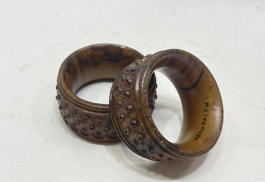 KUKADAN MAMUL JARUSSELAM YAZILI ANTİKA AHŞAP ÇİFT PEÇETELİK