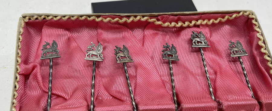 ORJİNAL KUTUSUNDA ANTİKA GÜMÜŞ ÇAY KAŞIĞI TAKIMI