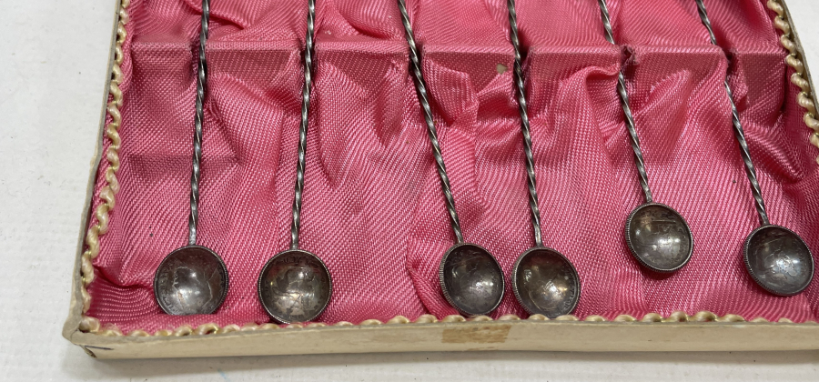 ORJİNAL KUTUSUNDA ANTİKA GÜMÜŞ ÇAY KAŞIĞI TAKIMI