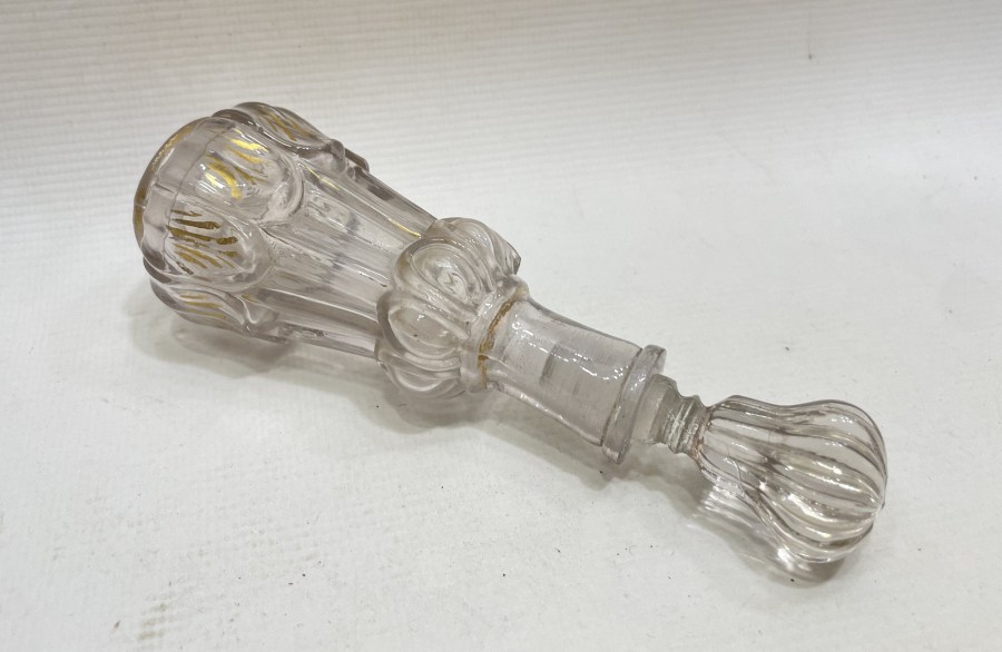 OSMANLI DÖNEMİ NADİR FORMDA ALTIN VARAKLI BEYKOZ İŞİ KOKU ŞİŞESİ