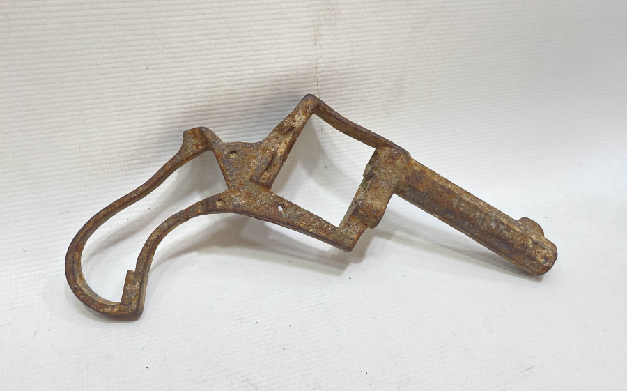 1. DÜNYA SAVAŞI DÖNEMİ SUBAY TABANCASI PARÇASI