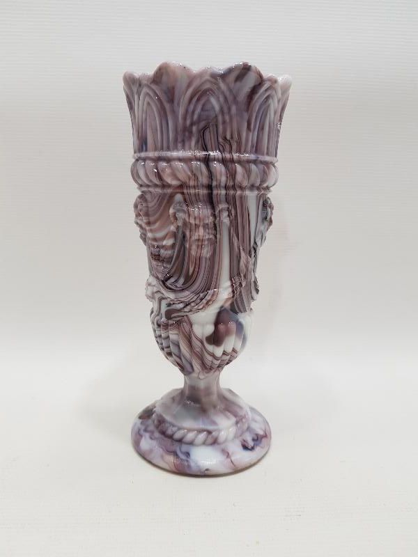 19. YÜZYIL ŞARAP TANRISI DIONYSOS RESİMLİ NADİR FORMDA OPAL VAZO