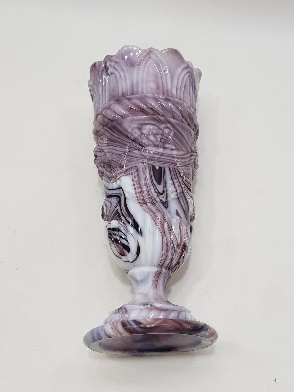 19. YÜZYIL ŞARAP TANRISI DIONYSOS RESİMLİ NADİR FORMDA OPAL VAZO