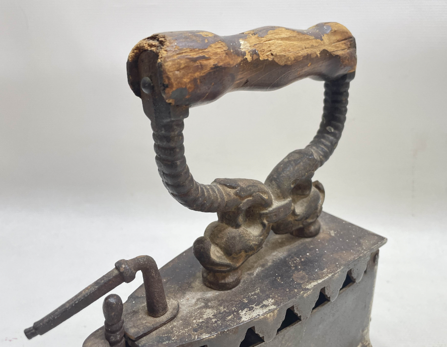 ARKASI USTA DAMGALI OSMANLI DÖNEMİ ÇOK NADİR RUM İŞİ KÖMÜRLÜ ÜTÜ