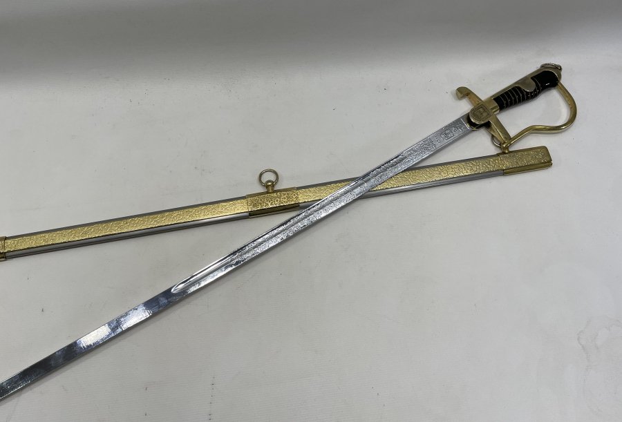 ÇİL KONDİSYONDA ANTİKA SUBAY KILICI