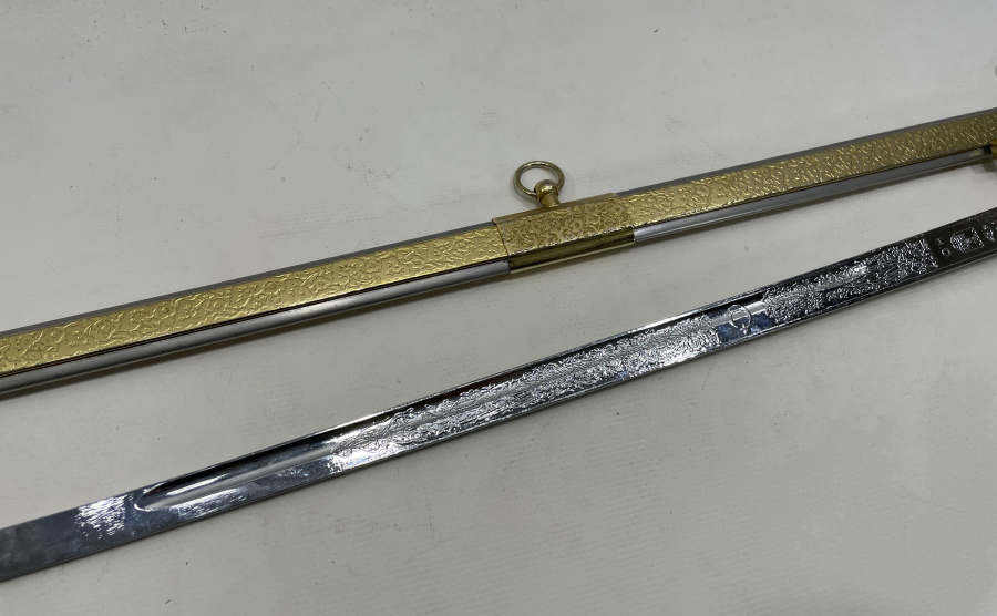 ÇİL KONDİSYONDA ANTİKA SUBAY KILICI