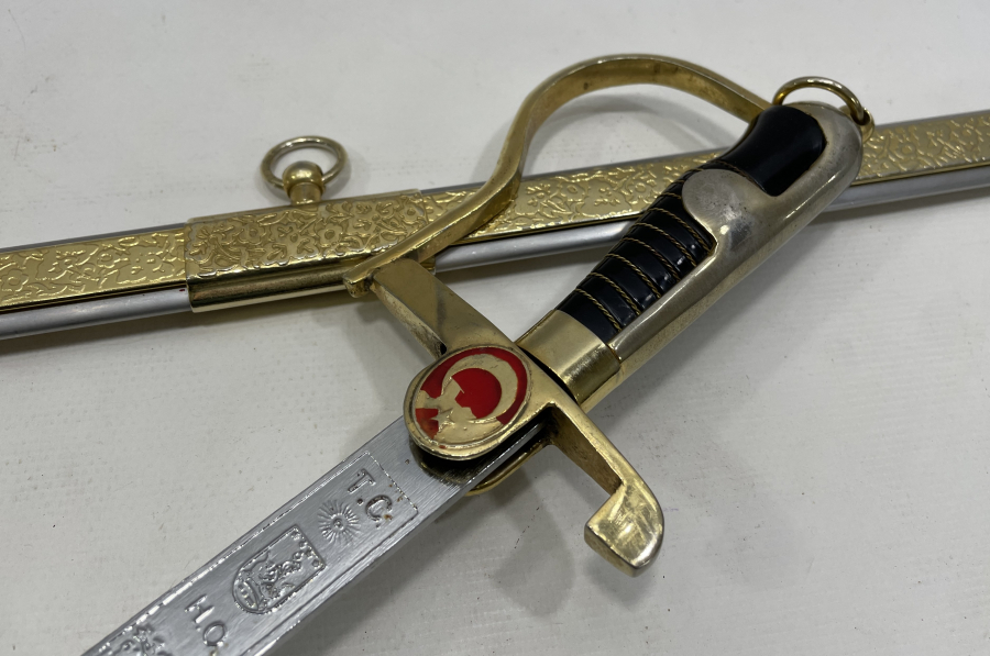 ÇİL KONDİSYONDA ANTİKA SUBAY KILICI