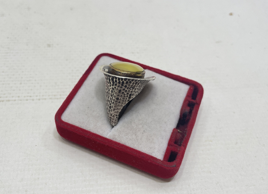 DAMLA KEHRİBAR TAŞLI ÖZEL YAPIM GÜMÜŞ YÜZÜK