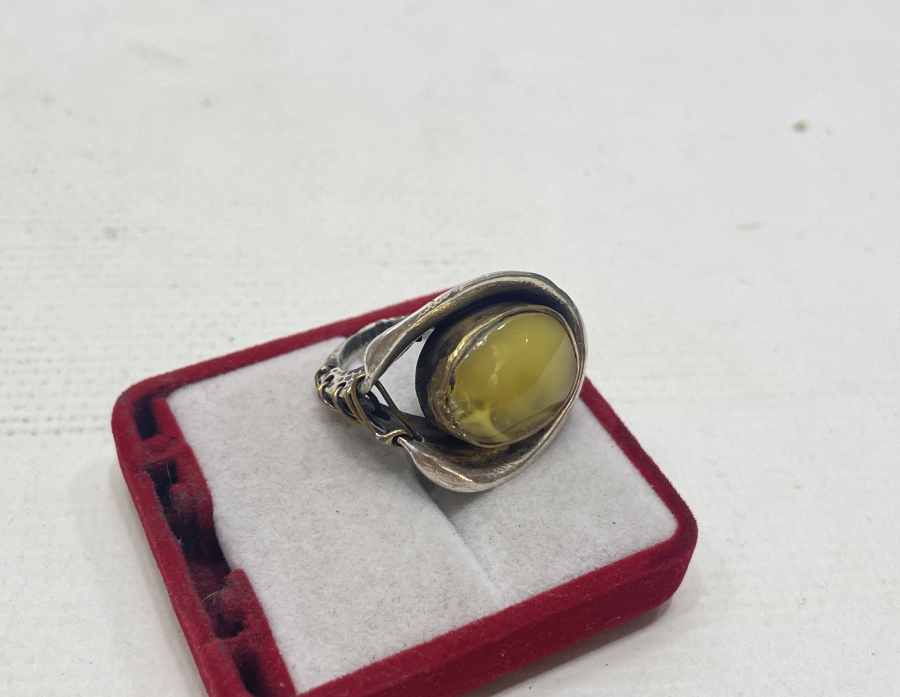 DAMLA KEHRİBAR TAŞLI ÖZEL YAPIM GÜMÜŞ YÜZÜK