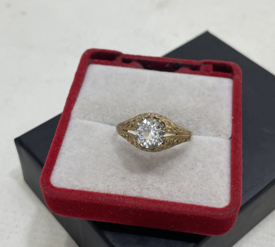 İÇİ AY YILDIZLI VE USTA DAMGALI OSMANLI DÖNEMİ ALTIN YÜZÜK