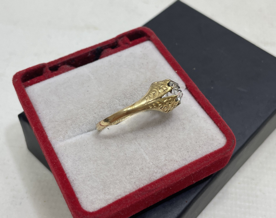 İÇİ AY YILDIZLI VE USTA DAMGALI OSMANLI DÖNEMİ ALTIN YÜZÜK