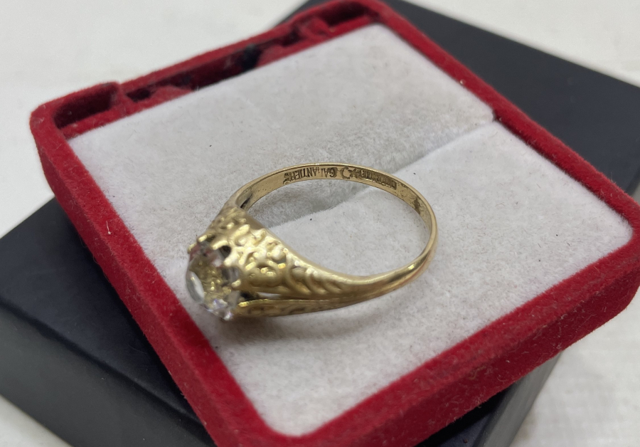 İÇİ AY YILDIZLI VE USTA DAMGALI OSMANLI DÖNEMİ ALTIN YÜZÜK