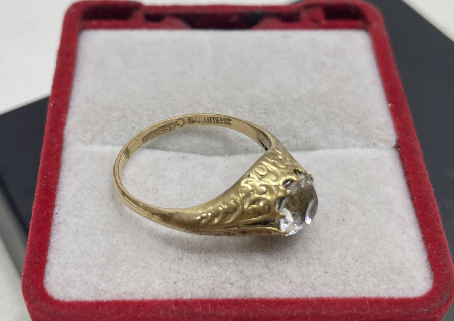 İÇİ AY YILDIZLI VE USTA DAMGALI OSMANLI DÖNEMİ ALTIN YÜZÜK