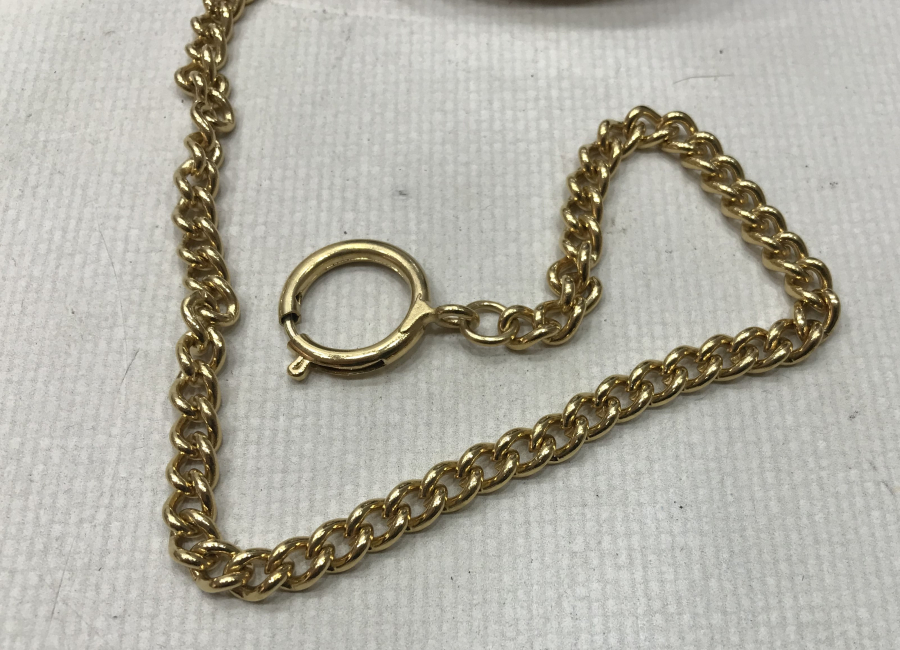 KML MARKA ORİJİNAL KUTUSUNDA VE ÇİL KONDİSYONDA ALTIN KAPLAMA ARKASI TRENLİ ANTİKA CEP SAATİ